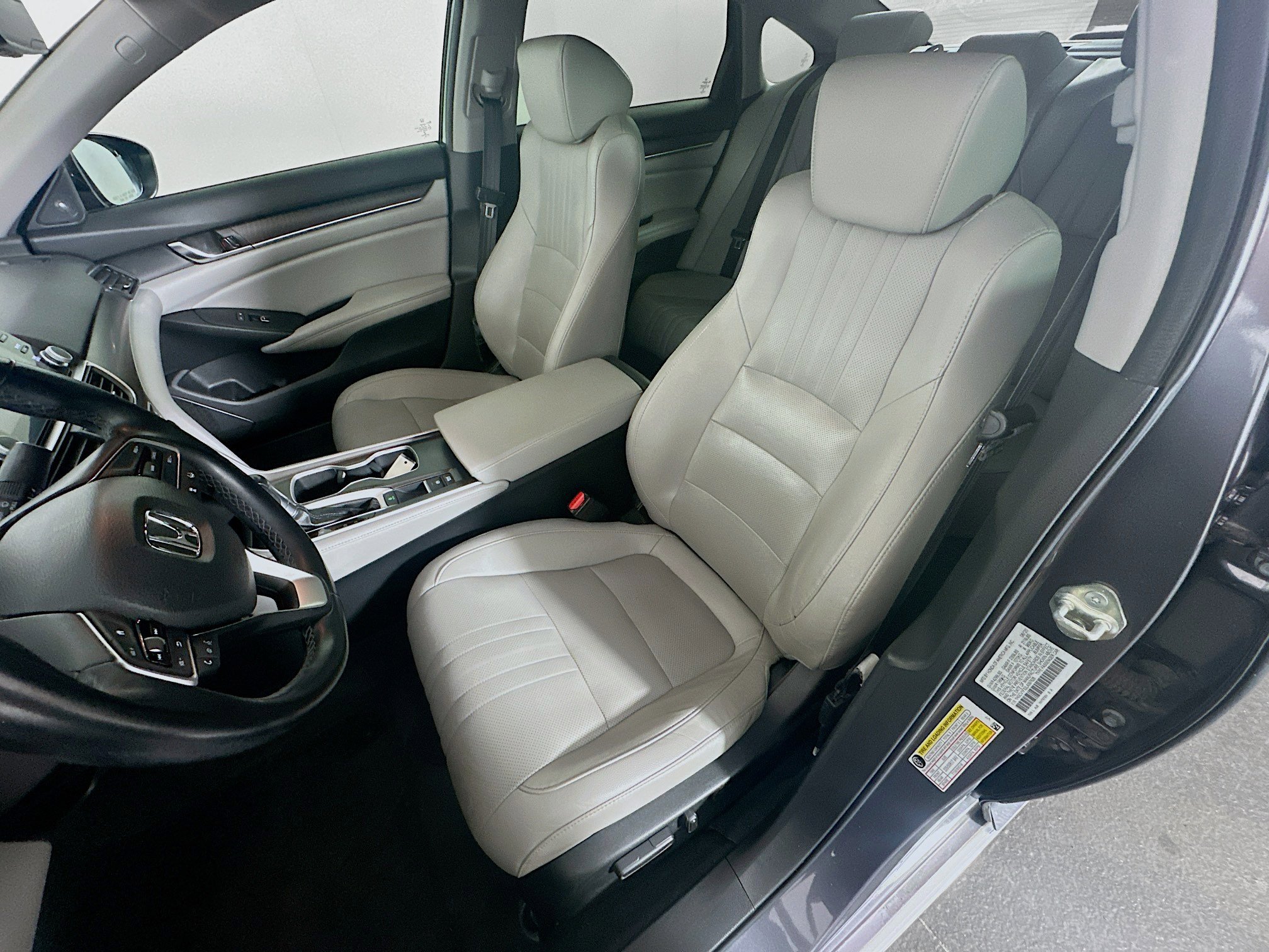 Used 2020 Honda Accord EX-L image 13