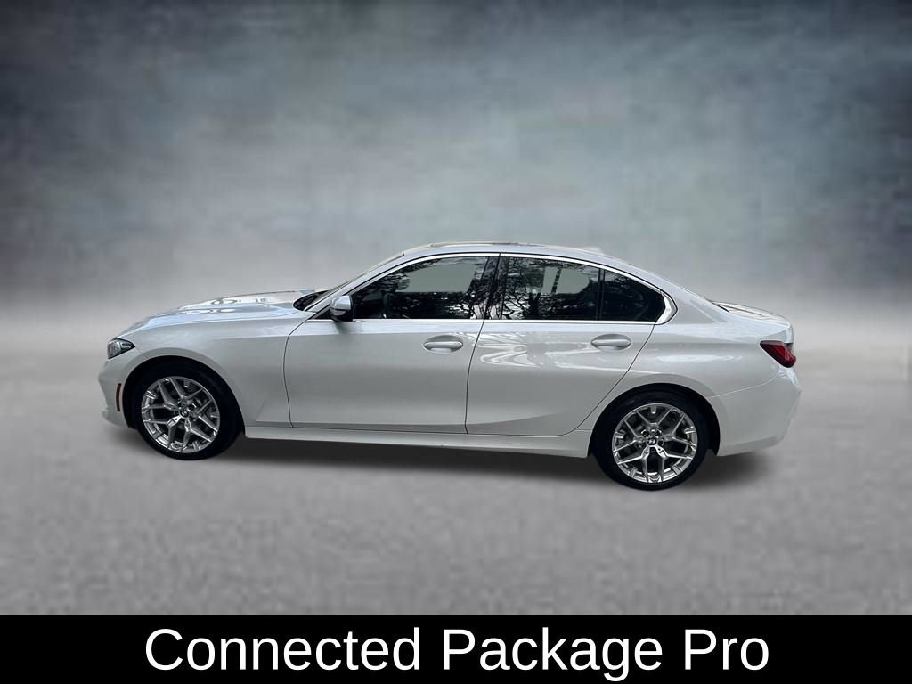 Used 2025 BMW 330i Sedan w/ Convenience Package RWD image 4
