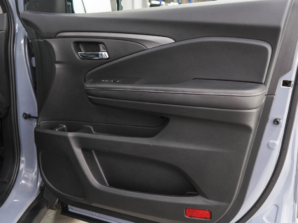 Used 2023 Honda Ridgeline RTL image 9