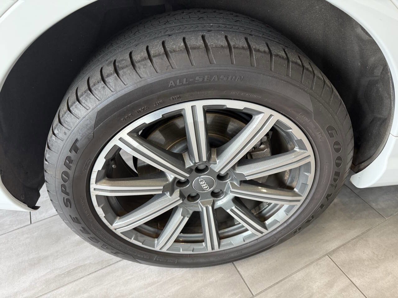 Used 2017 Audi Q7 3.0T Premium Plus image 56