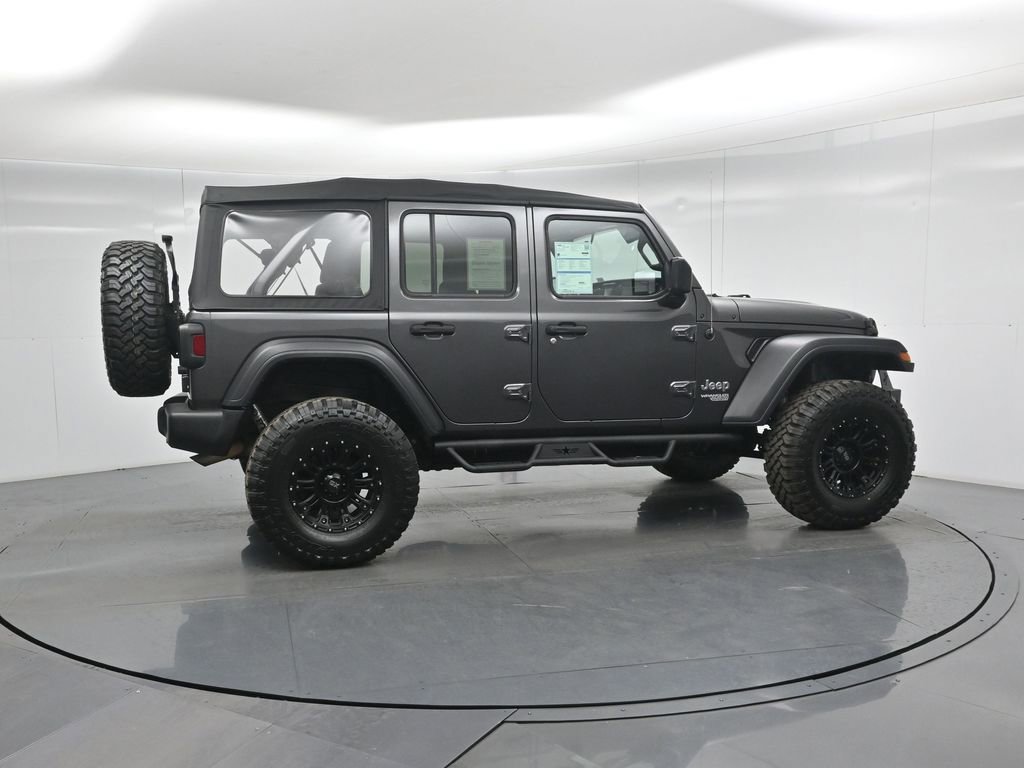 Used 2018 Jeep Wrangler Unlimited Sport image 23