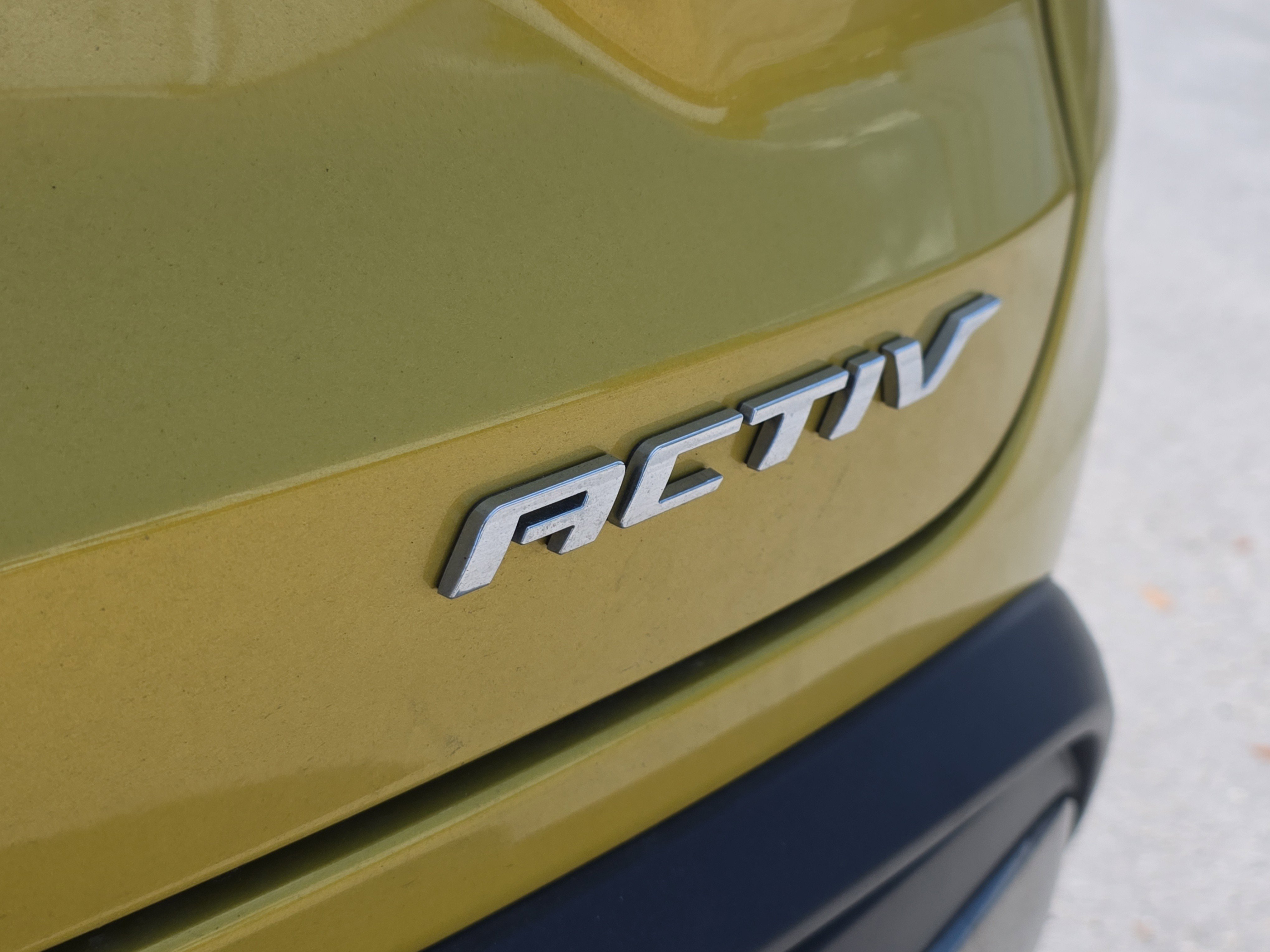 Used 2024 Chevrolet Trax ACTIV image 11