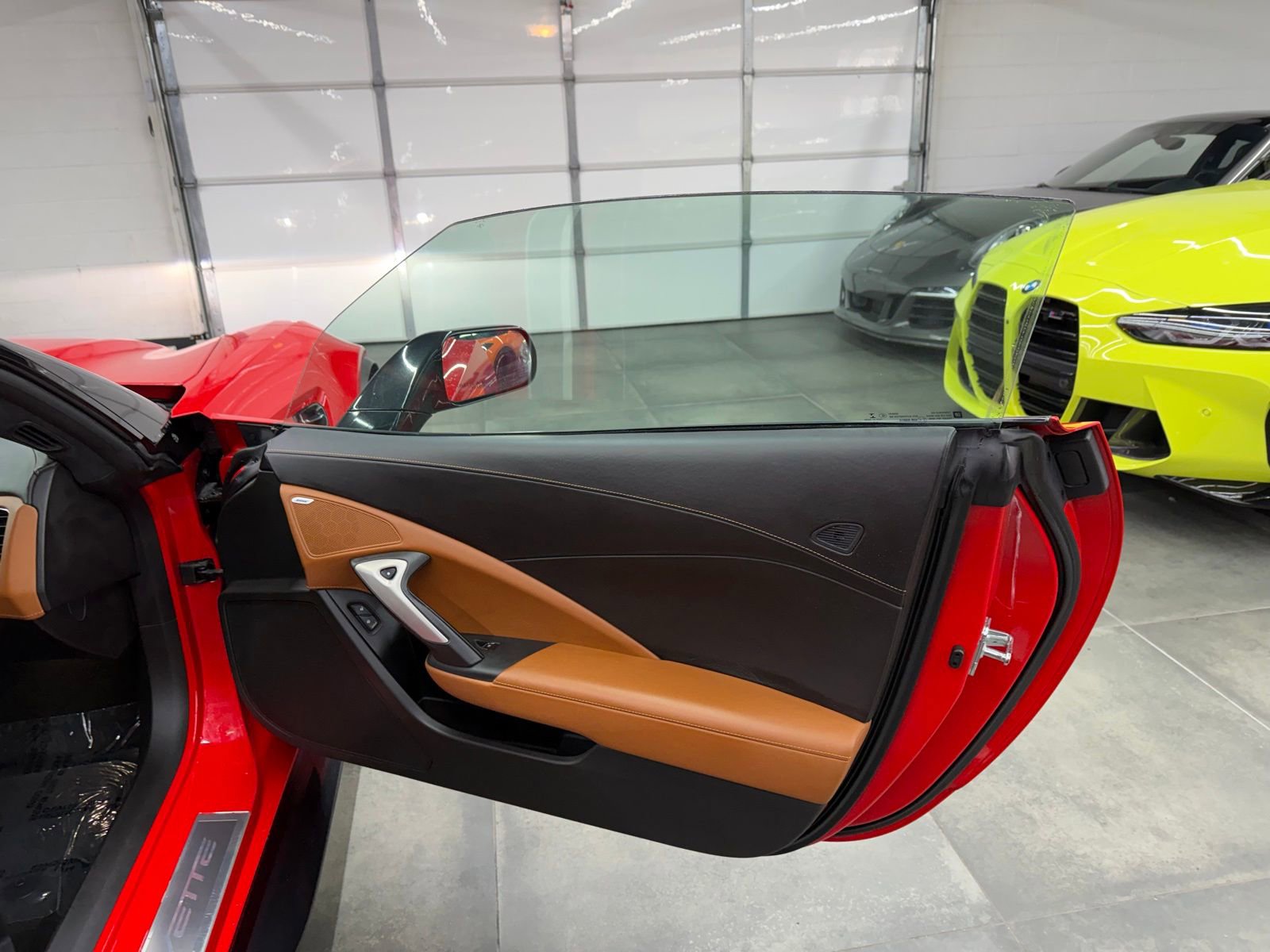 Used 2016 Chevrolet Corvette Z06 w/ 3LZ Preferred Equipment Group image 23