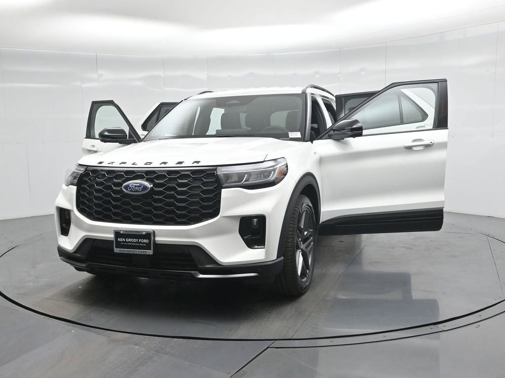 New 2026 Ford Explorer ST-Line w/ ST-Line Street Pack image 29