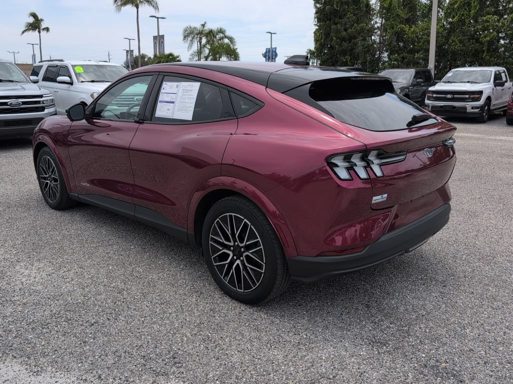 Used 2025 Ford Mustang Mach-E Premium RWD image 5