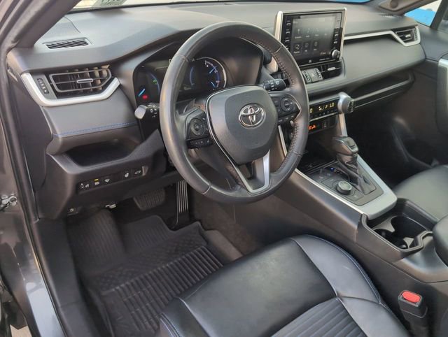 Used 2021 Toyota RAV4 XSE AWD/4WD image 10