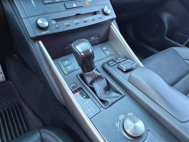 Used 2015 Lexus IS 250 w/ F-Sport Package RWD image 9