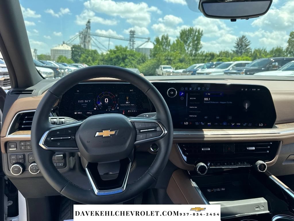 Used 2025 Chevrolet Suburban High Country w/ Sun And Tow Package AWD/4WD image 23