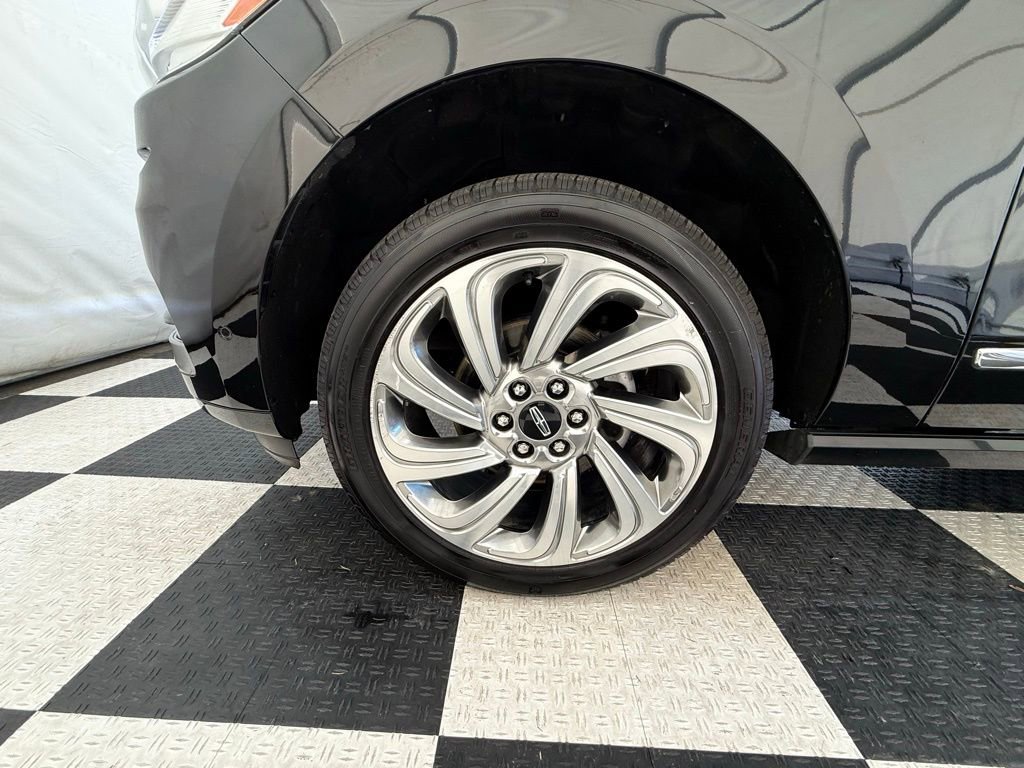 Used 2024 Lincoln Navigator Reserve image 12