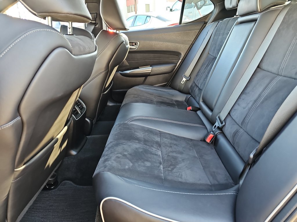 Used 2018 Acura TLX w/ Technology & A-SPEC Package AWD/4WD image 33