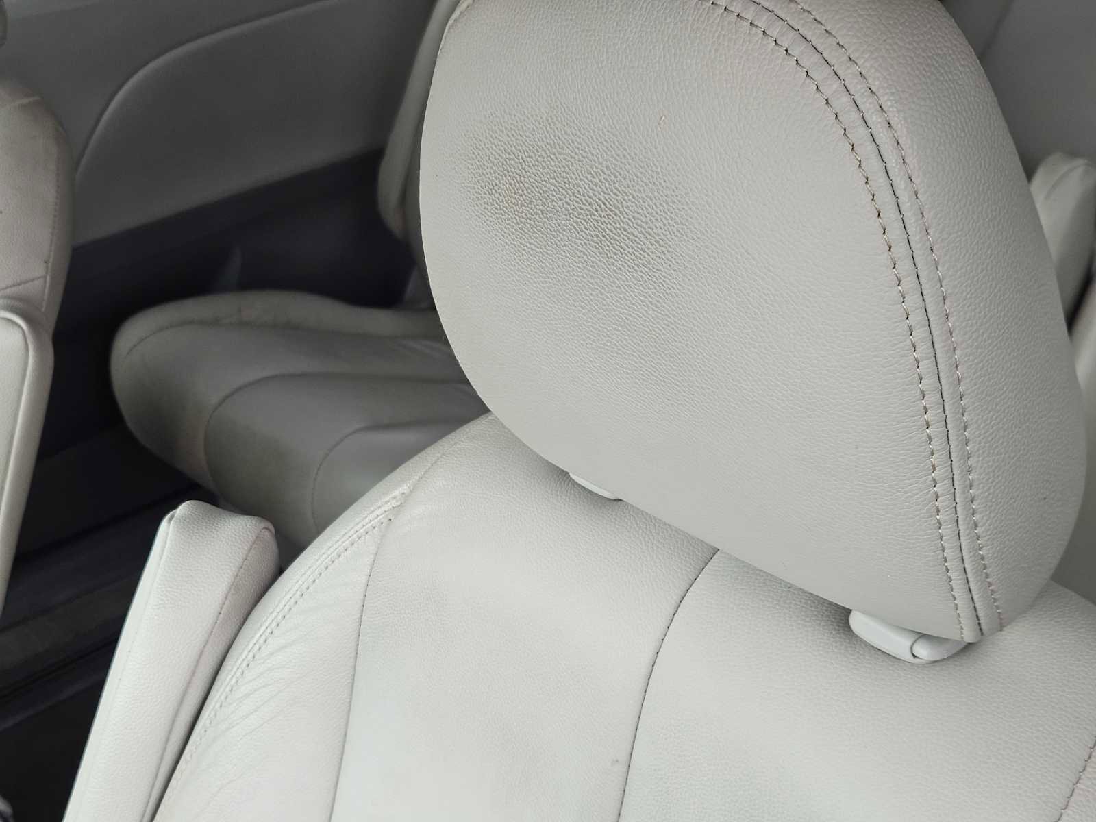 Used 2014 Toyota Sienna LE image 15