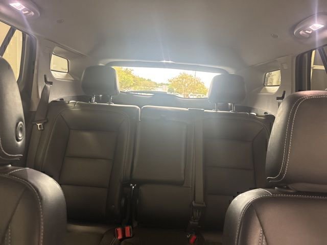 Used 2023 GMC Terrain SLT image 20