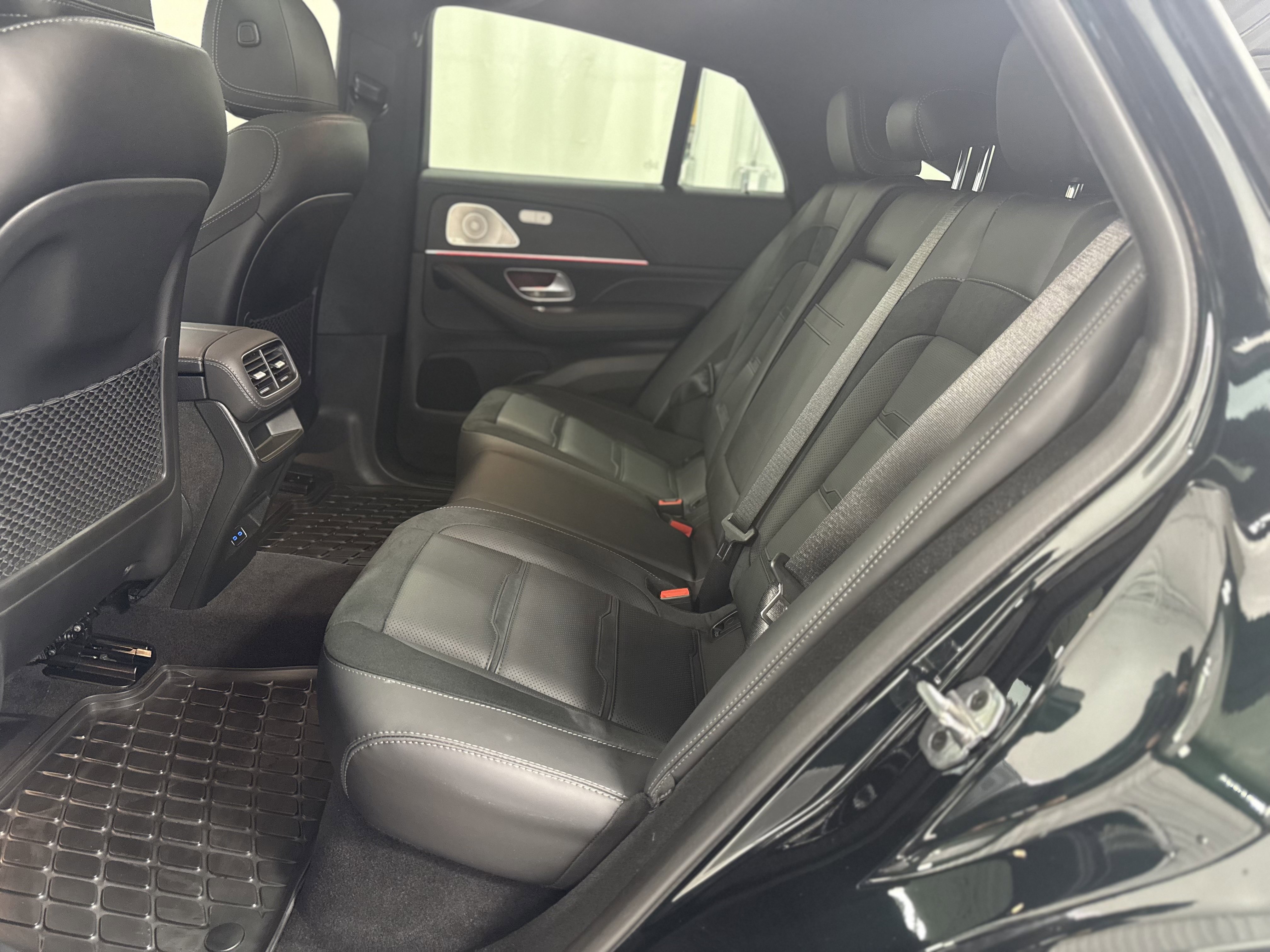 Used 2025 Mercedes-Benz GLE 53 AMG 4MATIC Coupe image 24