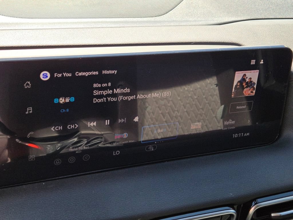 New 2026 Nissan Sentra SV w/ SV Convenience Package FWD image 32