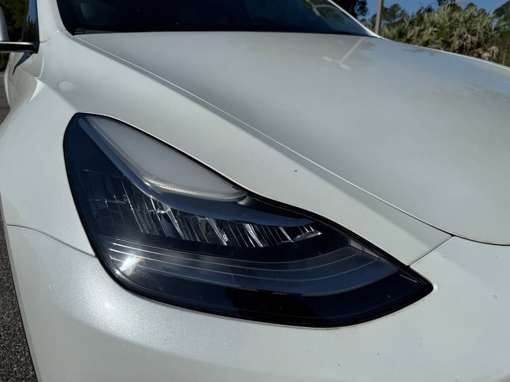 Used 2022 Tesla Model Y Long Range image 4