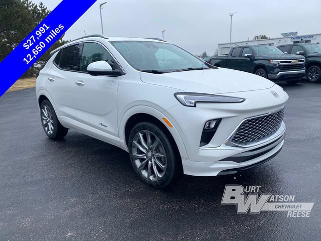 Certified 2025 Buick Encore GX Avenir w/ Avenir Technology Package AWD/4WD image 9