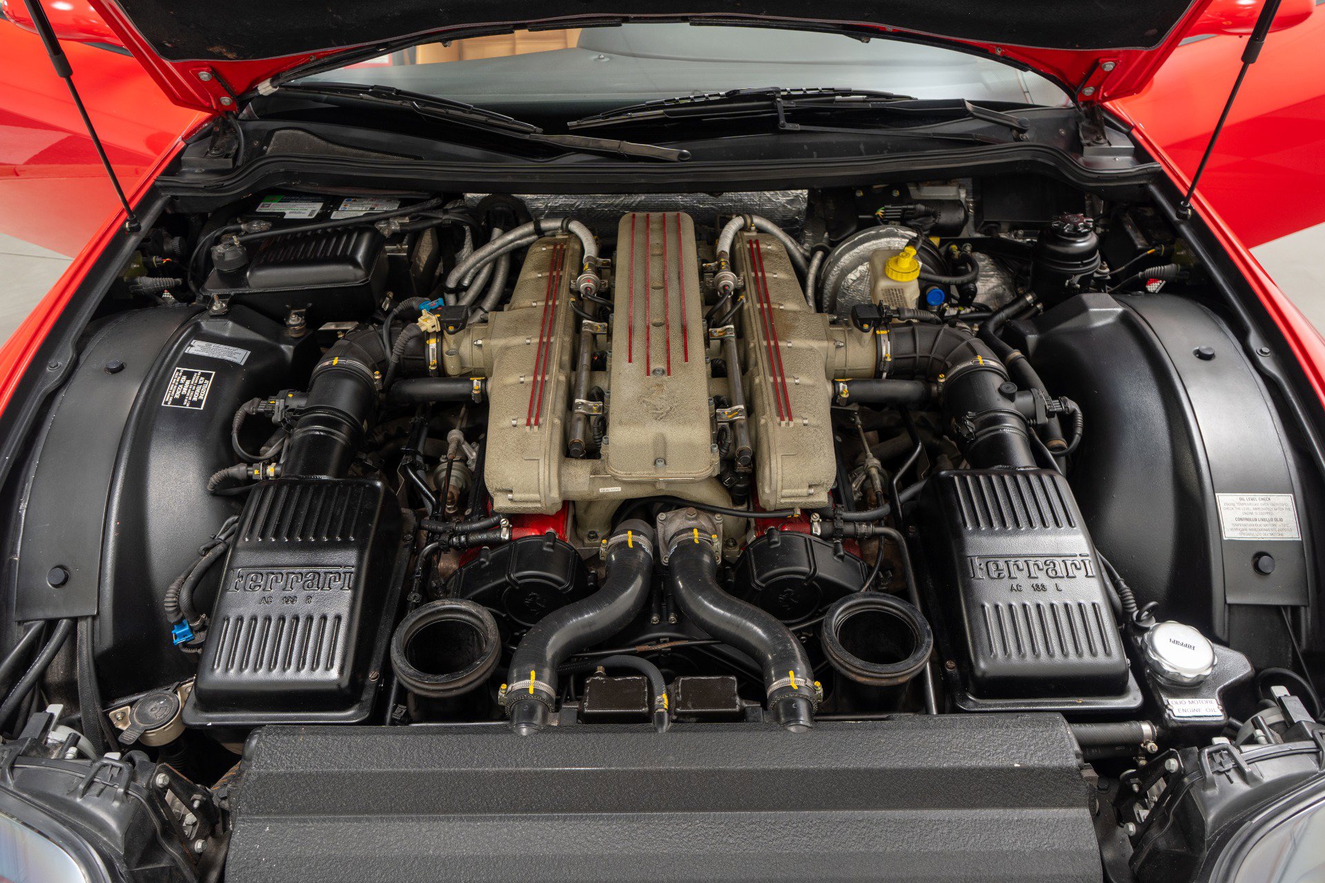 Used 2001 Ferrari 550 Maranello Coupe RWD image 12