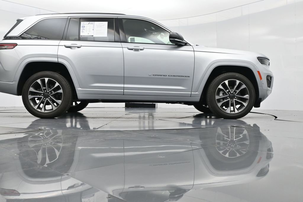 Used 2023 Jeep Grand Cherokee Overland image 43