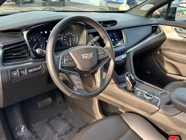 Used 2022 Cadillac XT5 Premium Luxury w/ Technology Package AWD/4WD image 34