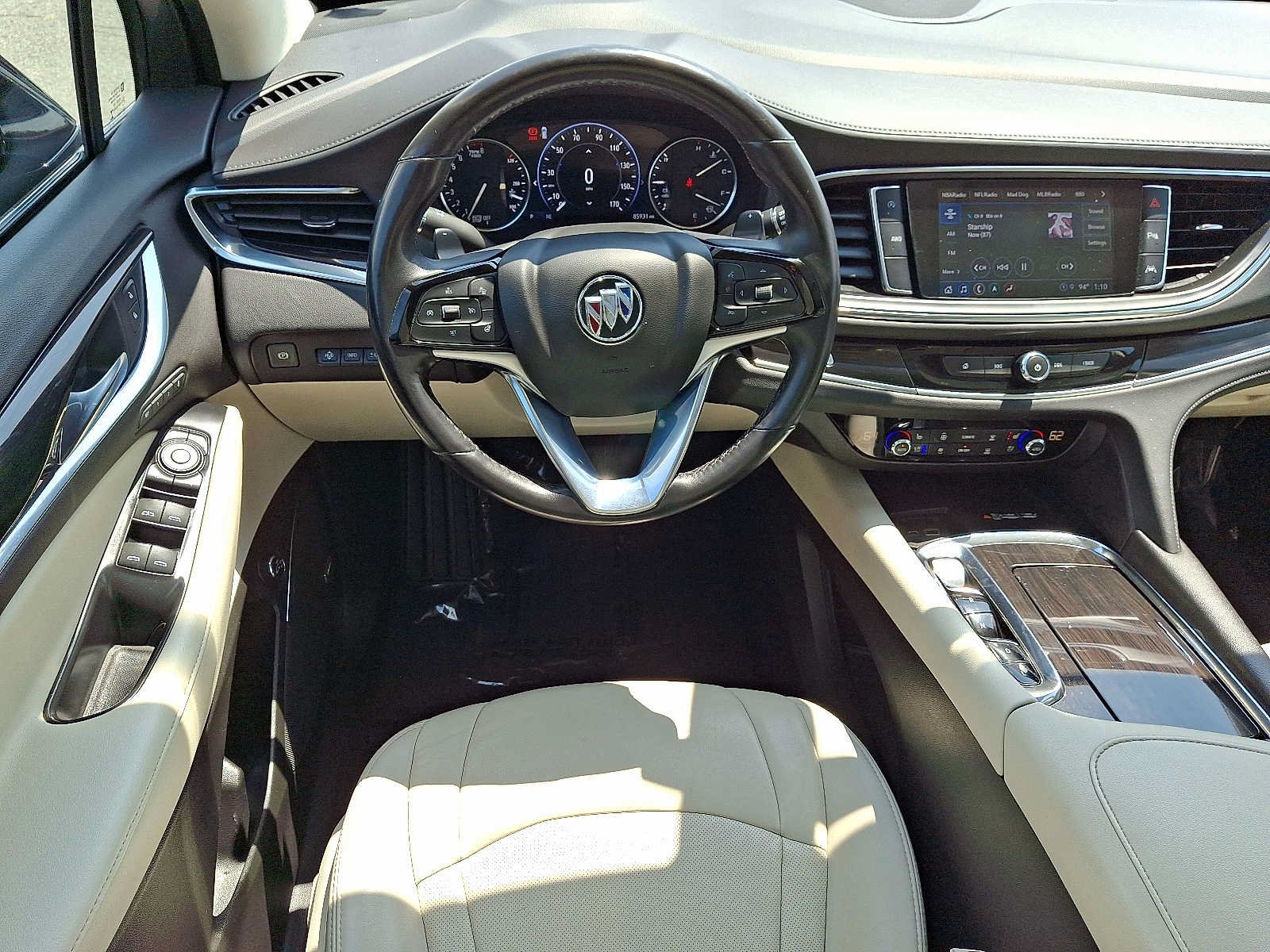 Used 2022 Buick Enclave Premium w/ Experience Buick Package AWD/4WD image 11