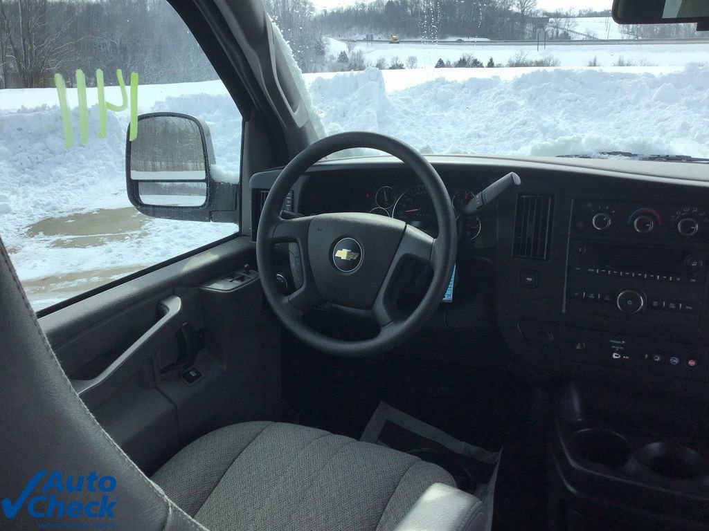 Used 2023 Chevrolet Express 3500 LT w/ LT Preferred Equipment Group image 21