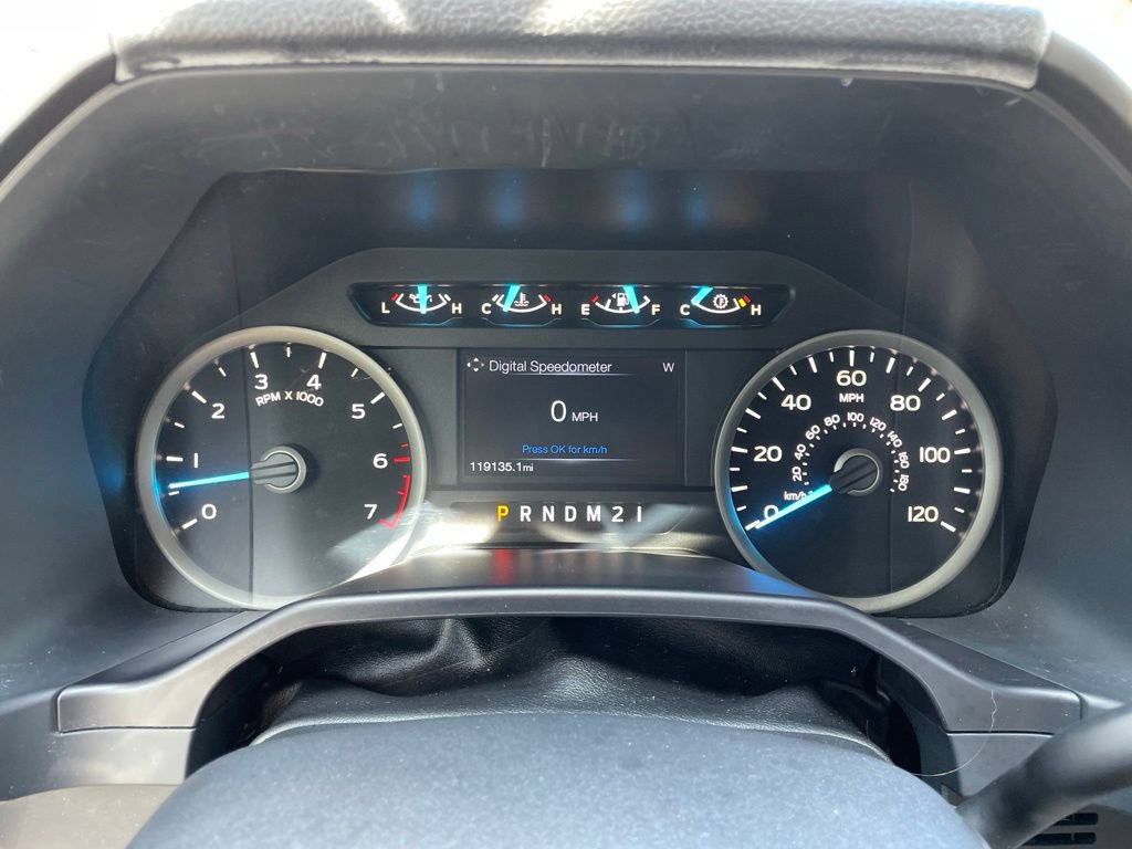 Used 2016 Ford F150 XLT w/ Equipment Group 301A Mid RWD image 29