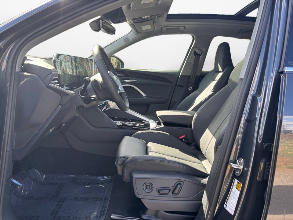 Certified 2025 Audi Q5 Premium Plus w/ Premium Plus image 9