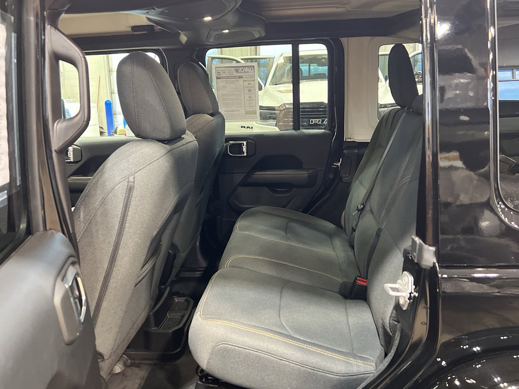 Used 2025 Jeep Wrangler Backcountry image 34