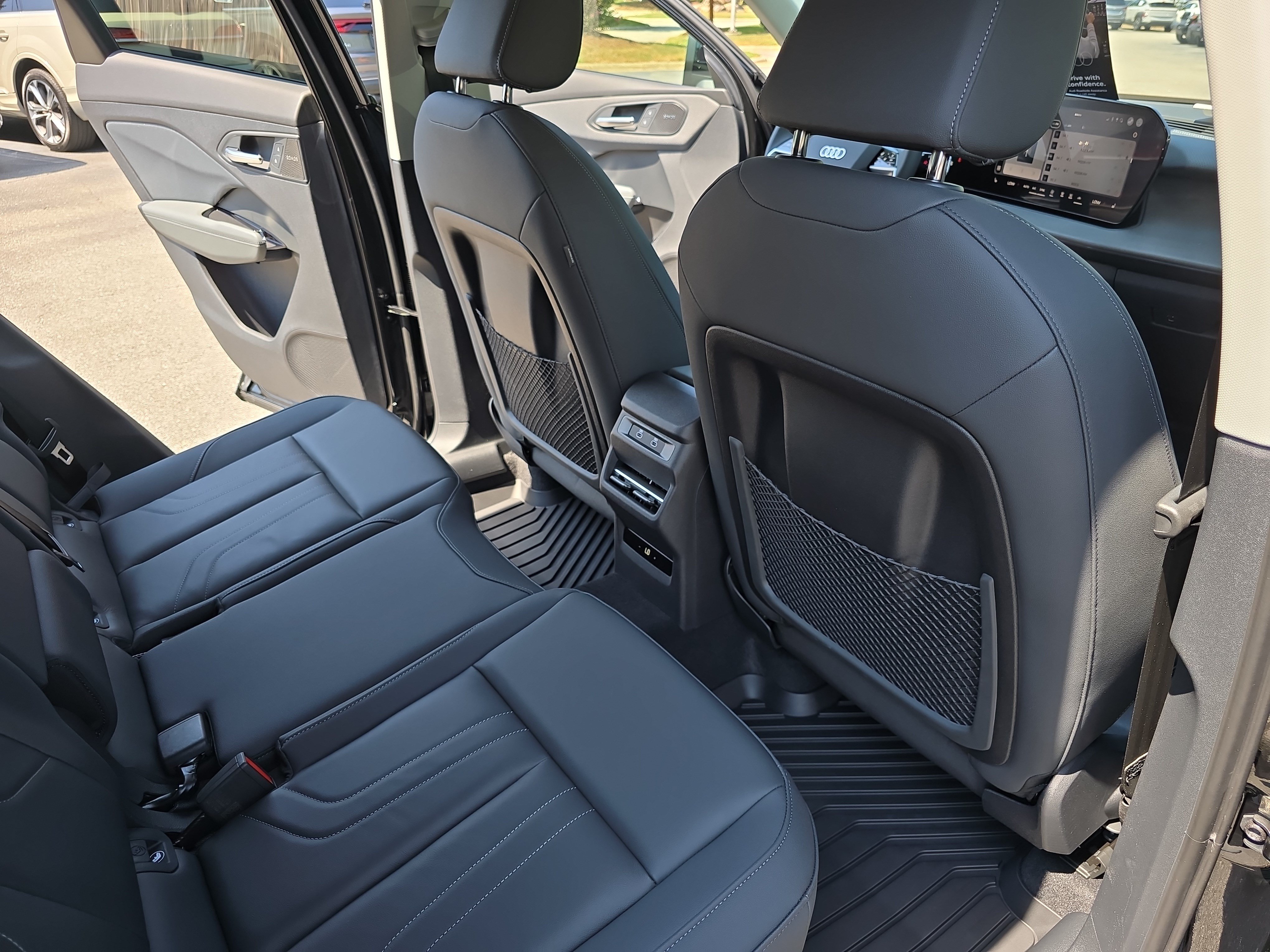 New 2026 Audi Q3 quattro 2.0T AWD/4WD image 11