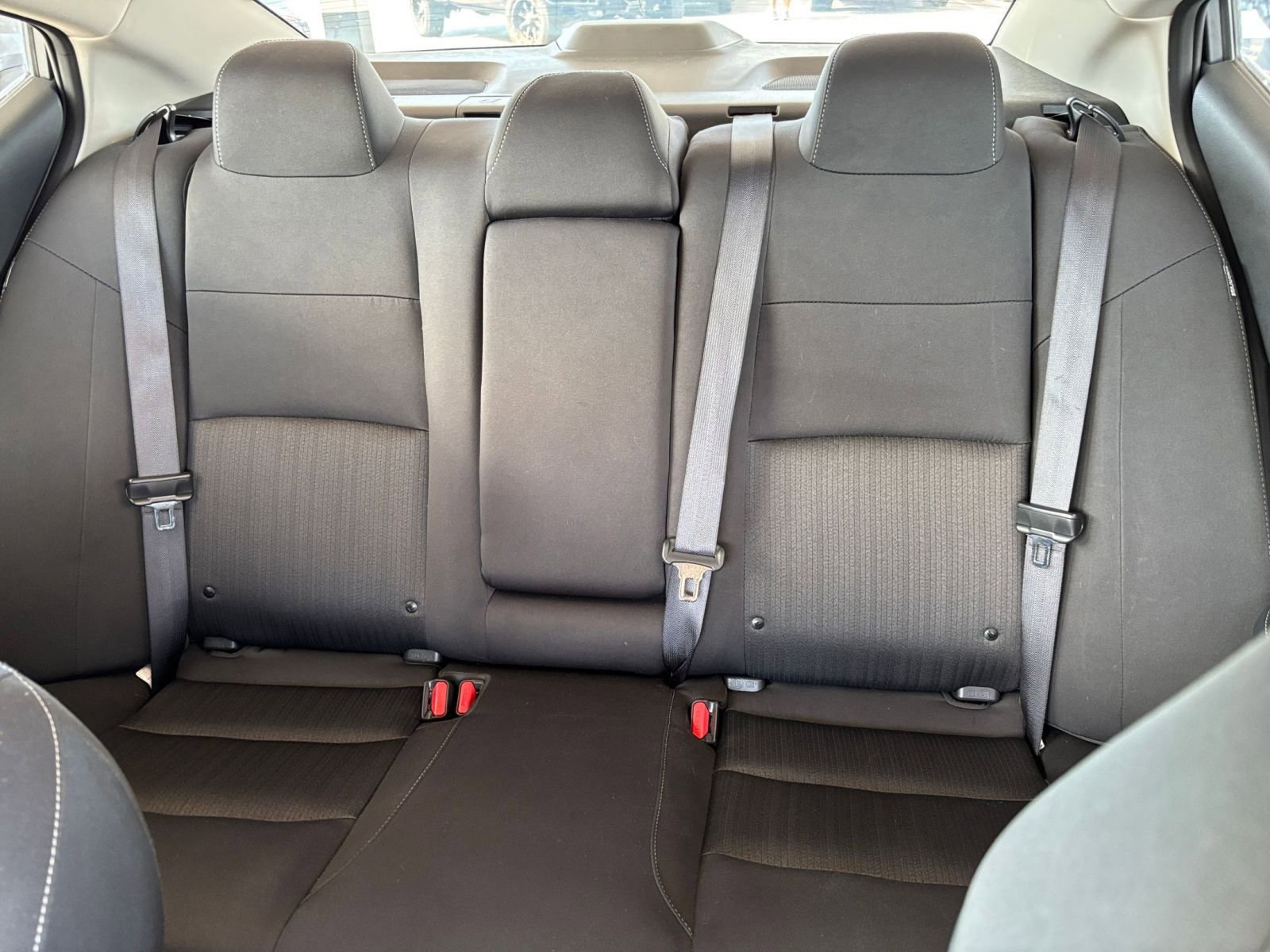Used 2025 Nissan Altima 2.5 SV FWD image 39
