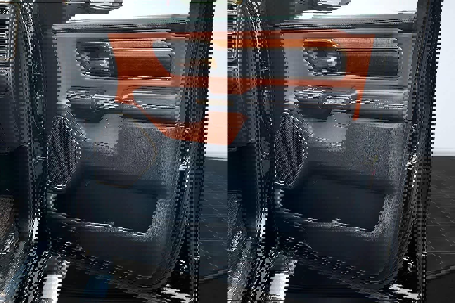 Used 2022 RAM 1500 Limited w/ Body-Colour Bumper Group image 29