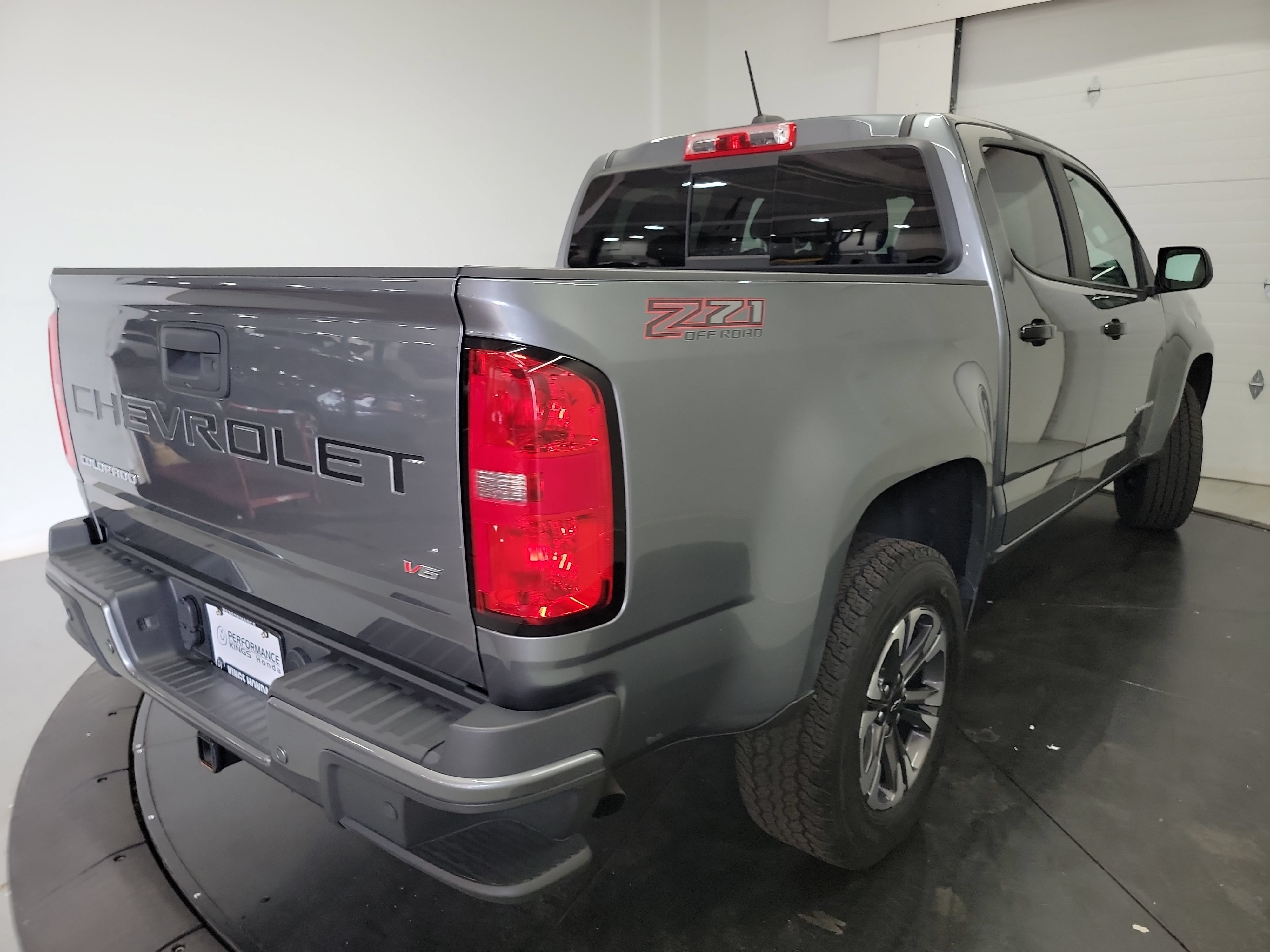 Used 2022 Chevrolet Colorado Z71 AWD/4WD image 9