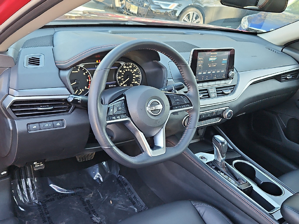 Certified 2024 Nissan Altima 2.5 SR FWD image 26