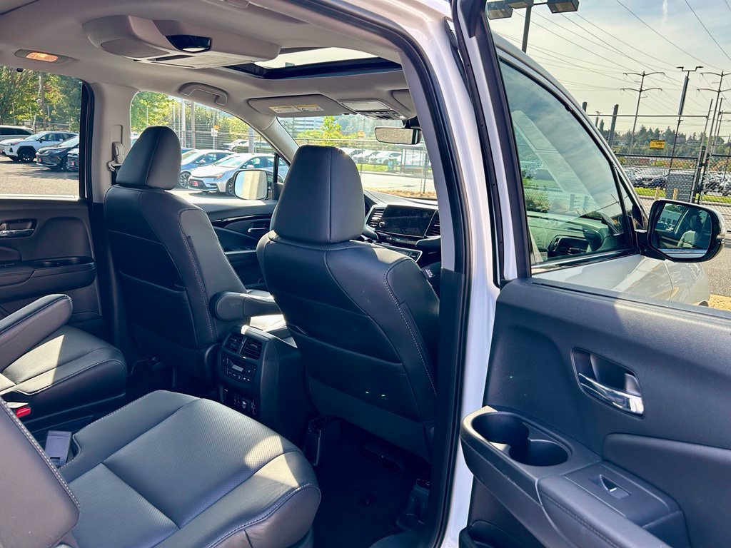 Used 2022 Honda Pilot Elite image 15