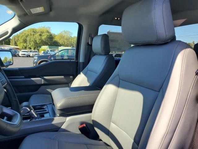 New 2025 Ford F150 Lightning Flash AWD/4WD image 18