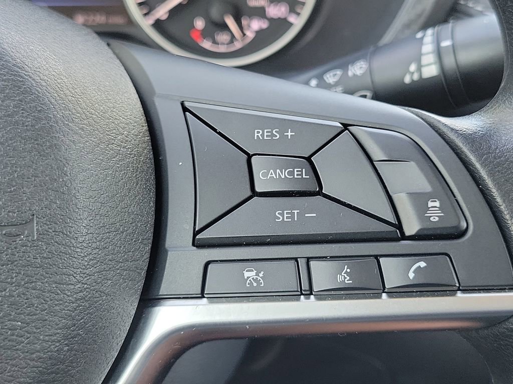 Certified 2023 Nissan Sentra SV FWD image 20