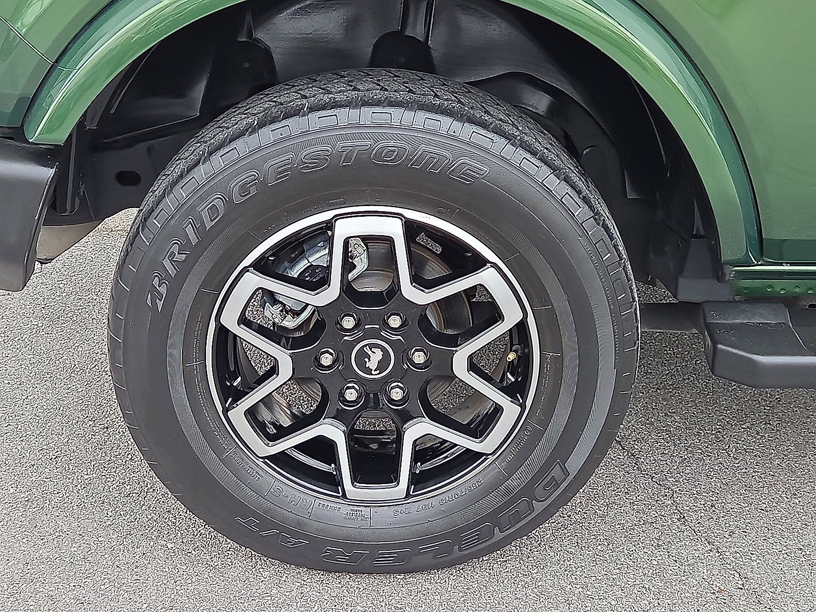 Used 2023 Ford Bronco Outer Banks image 7