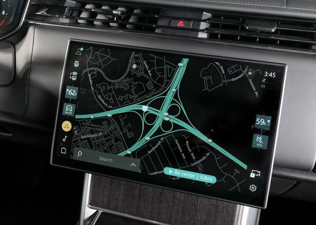 New 2025 Land Rover Range Rover SE image 16