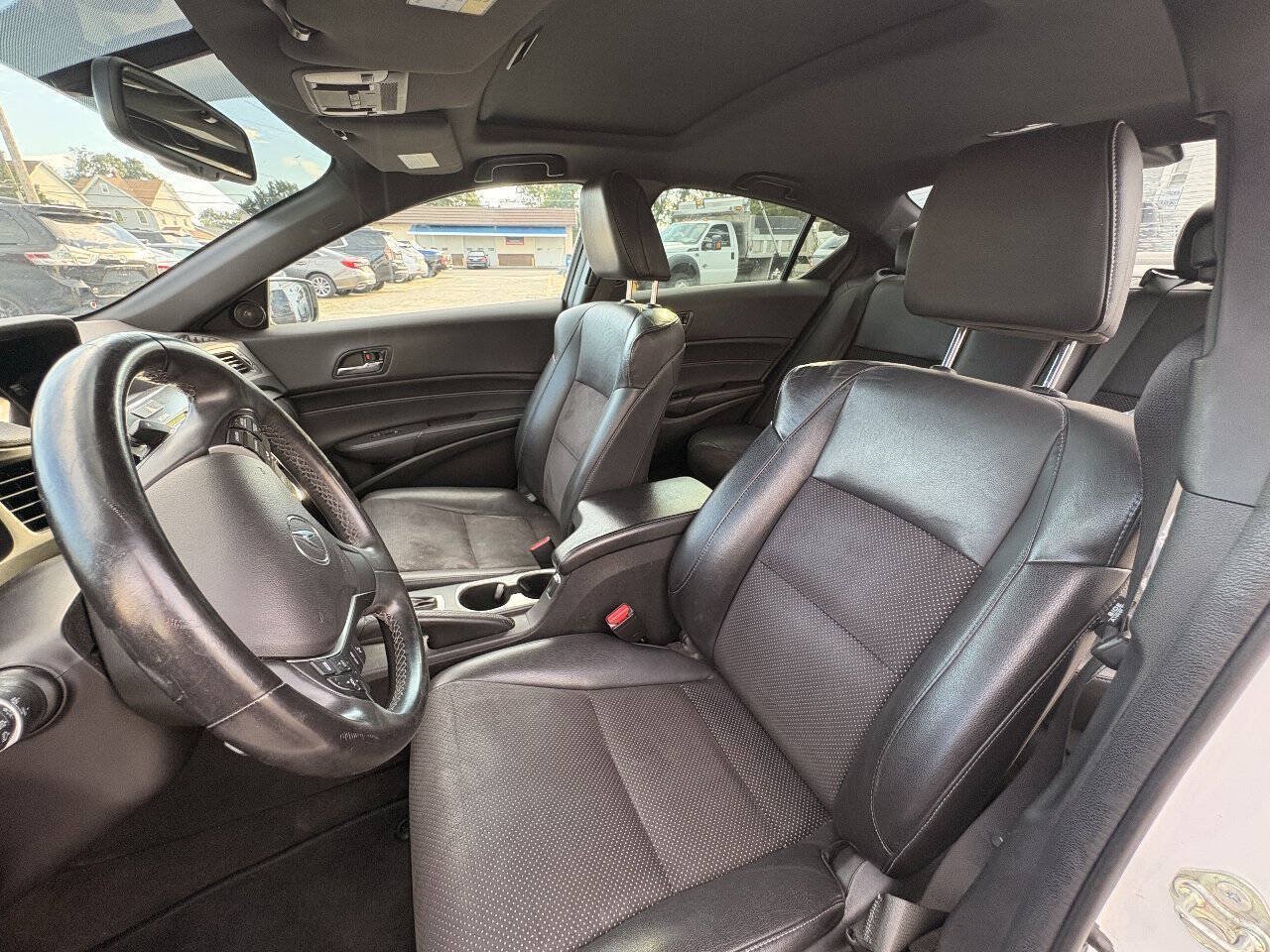 Used 2016 Acura ILX w/ Technology & A-SPEC Package FWD image 15