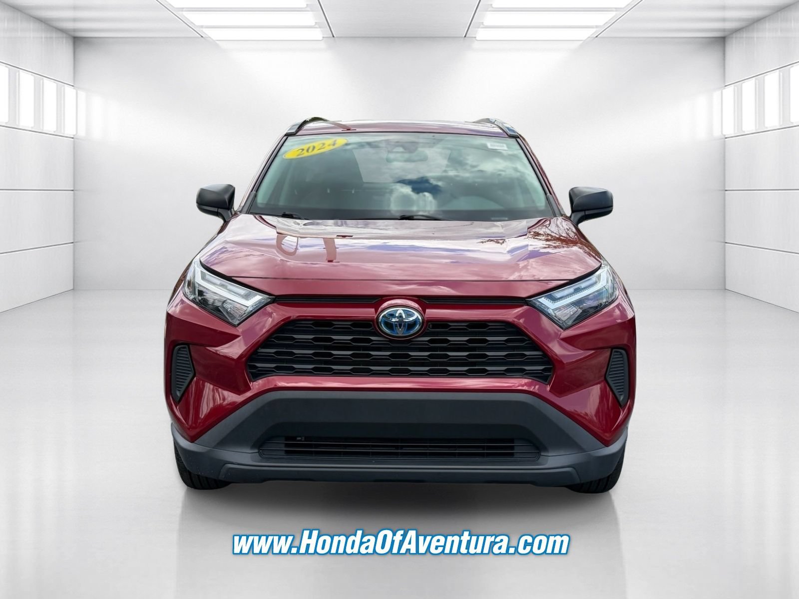 Used 2024 Toyota RAV4 LE AWD/4WD video 2
