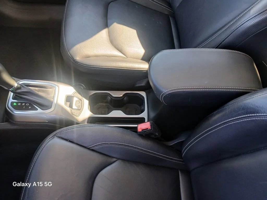 Used 2020 Jeep Renegade Limited w/ LED Lighting Group image 8