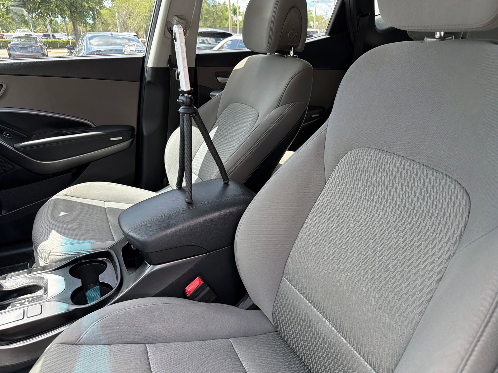 Used 2017 Hyundai Santa Fe Sport FWD image 21