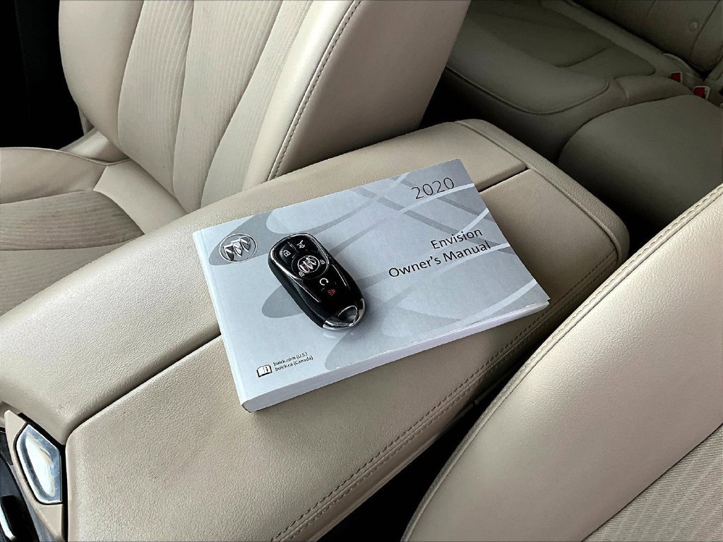 Used 2020 Buick Envision Preferred AWD/4WD image 37
