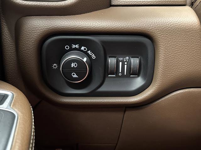 Used 2020 RAM 3500 Laramie image 27