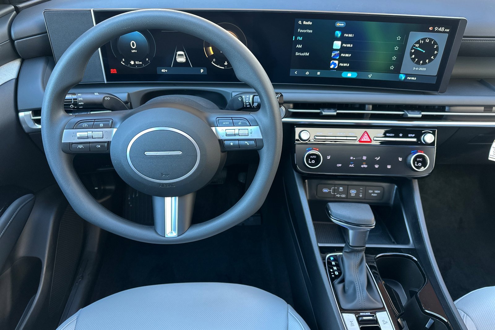 Certified 2025 Hyundai Santa Cruz SEL image 16