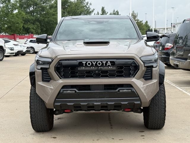 Used 2025 Toyota Tacoma TRD Pro AWD/4WD image 7