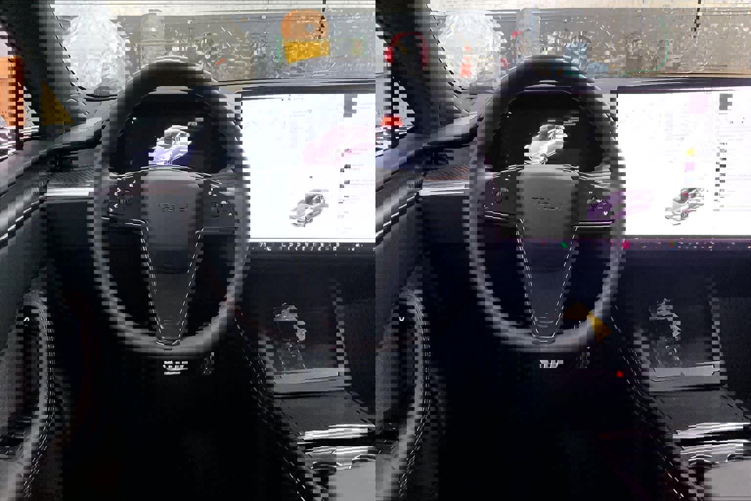 Used 2025 Tesla Model S Plaid image 8