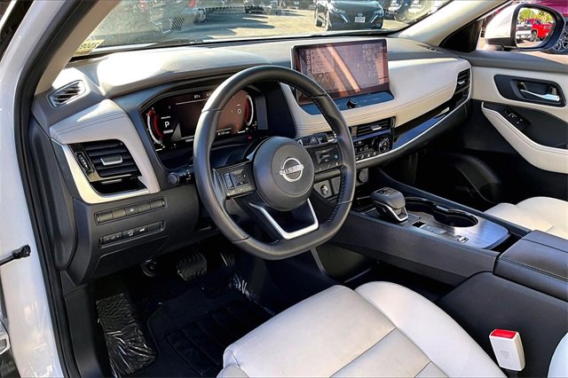 Certified 2024 Nissan Rogue SL w/ SL Premium Package image 17