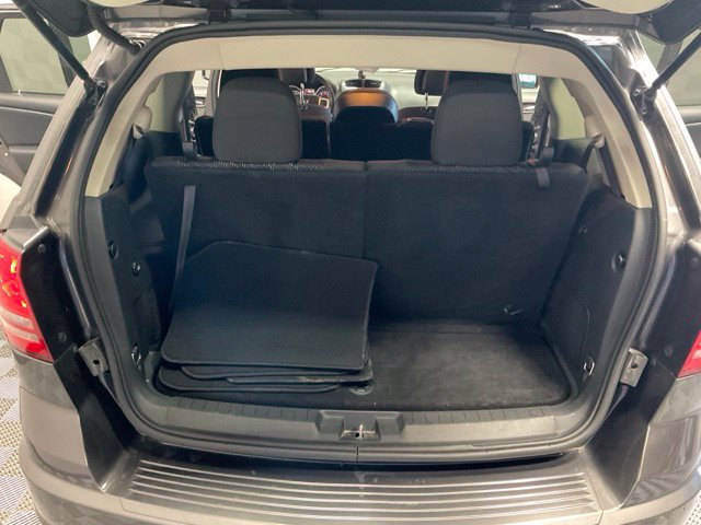 Used 2018 Dodge Journey SE w/ Connectivity Group FWD image 28