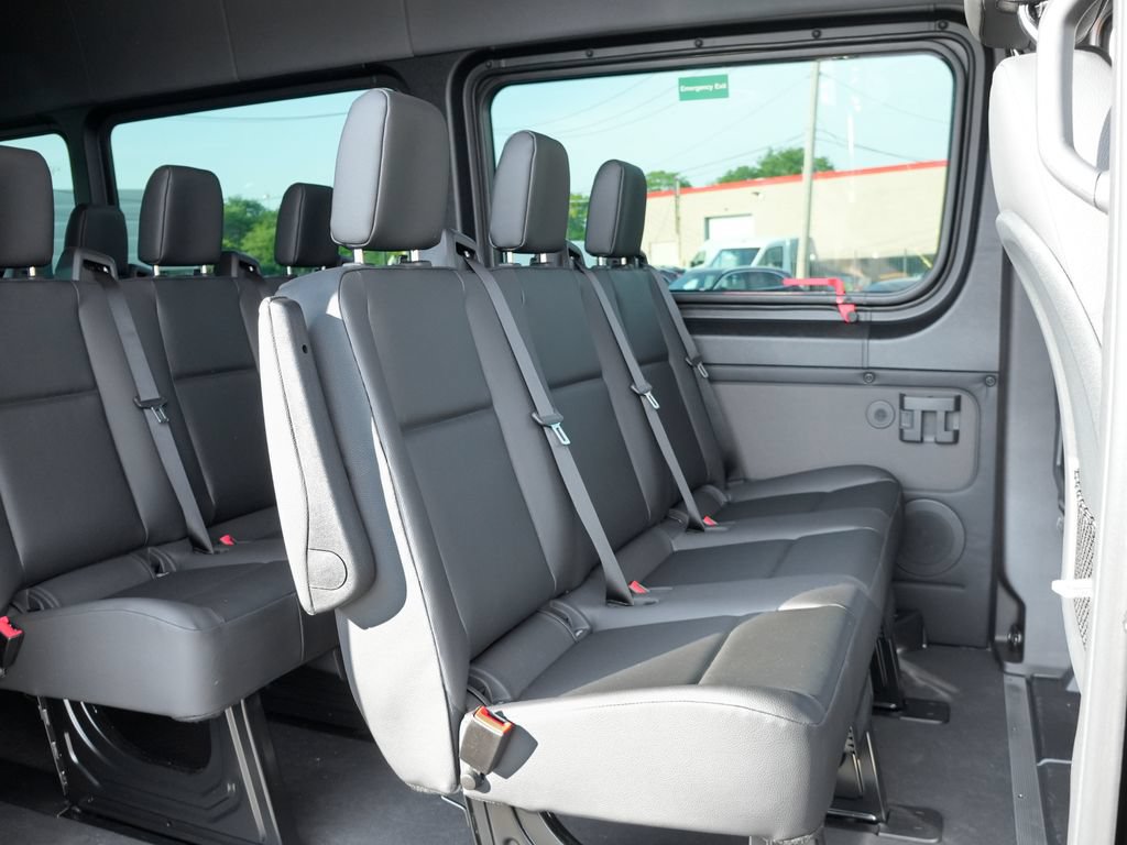 New 2026 Mercedes-Benz Sprinter 2500 image 9
